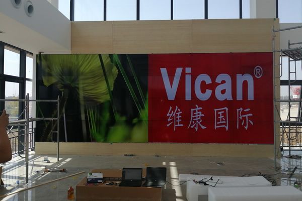 會(huì)議室拼接屏選擇哪款比較好？