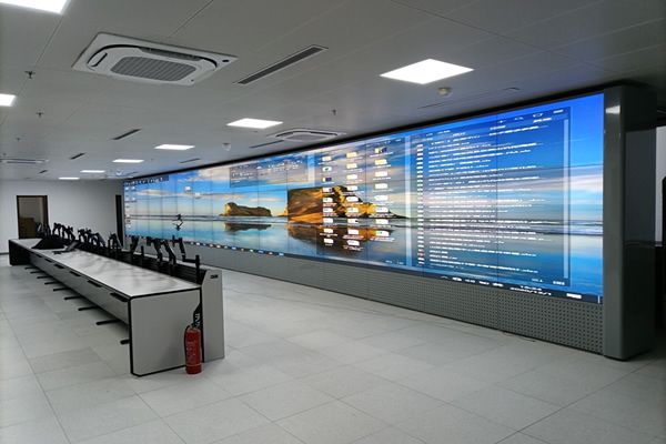 大數(shù)據(jù)信息顯示大屏用哪種好？大數(shù)據(jù)顯示解決方案